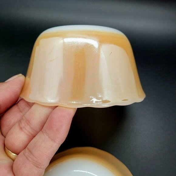 3 Vintage Fire-King 1 Reverse Logo Peach Luster Custard Dish #424 6oz Scalloped - Picture 5 of 5